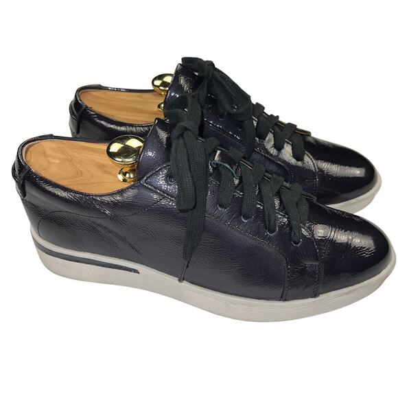 Gentle Souls Kenneth Cole Haddie Patent Leather Sneakers  Navy Blue Size 8.5M - Picture 2 of 10